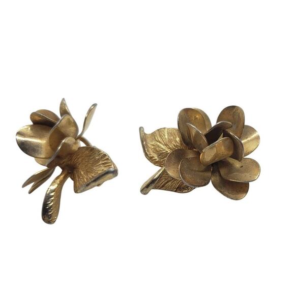 Vintage Big 3D Flower Clip On Earrings Gold Wash Judy Lee Realistic Big Sgned - Picture 7 of 9